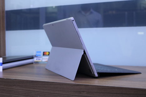 Surface Pro i5/8GB/256GB Type Cover