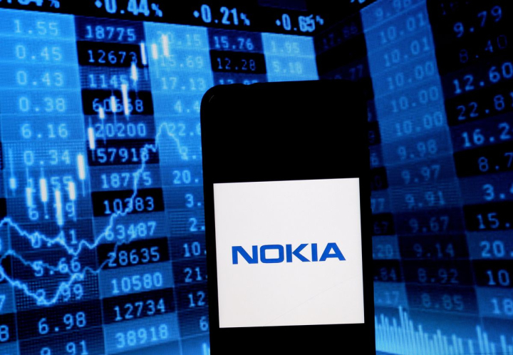 Microsoft đang “nhòm ngó” mảng thiết bị viễn thông của Nokia?