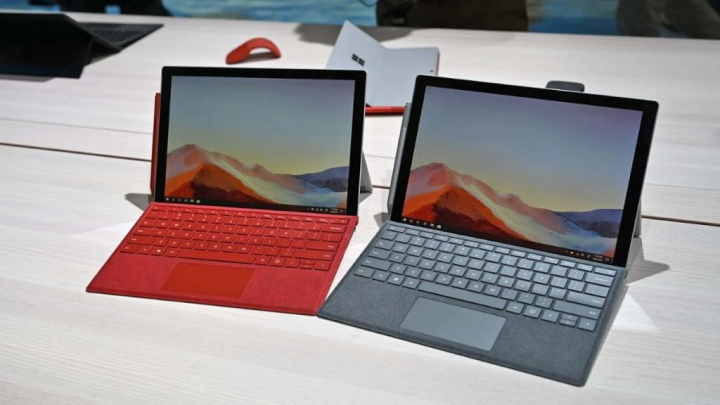 Những nhà đánh giá sản phẩm công nghệ nói gì về Surface Laptop 3 và Surface Pro 7