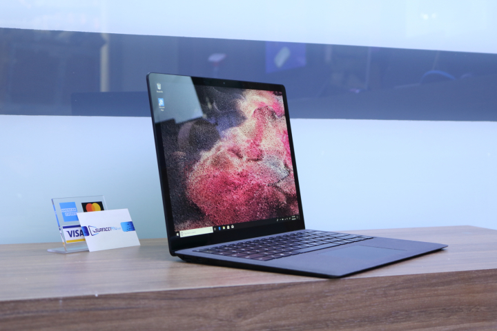 Surface Laptop Core i5 Ram 8GB SSD 256GB, ấn tượng theo từng sự