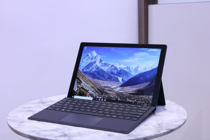 マイクロソフト Surface Pro キーボード 256GB タブレット 良品（楽天 