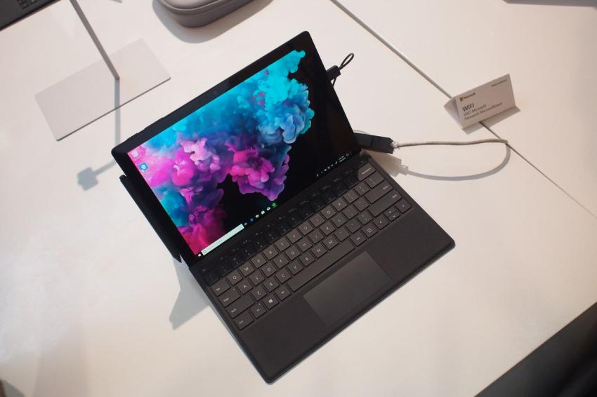 Surface Pro 6 2